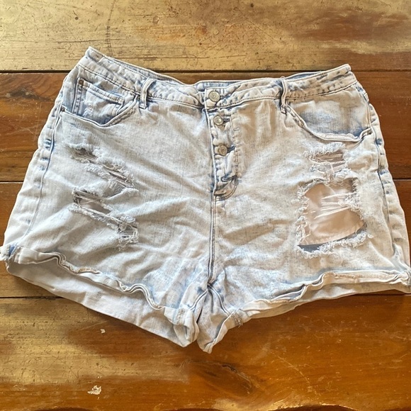 Time And Tru High Rise Jean Shorts Super Distressed 20 - Picture 1 of 13